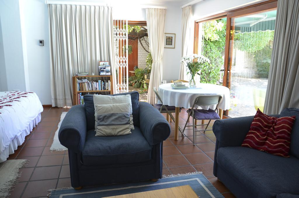 Robin's Nest Apartment Cape Town